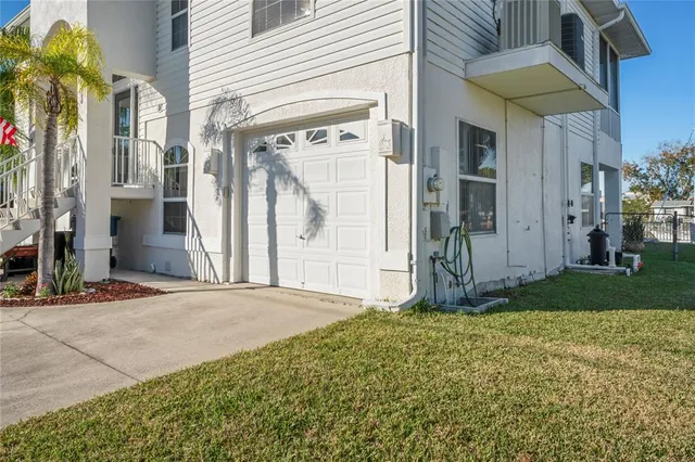 $895,000 | 3459 Flamingo Boulevard, Hernando Beach, FL 34607