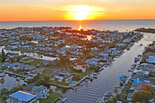 $895,000 | 3459 Flamingo Boulevard, Hernando Beach, FL 34607