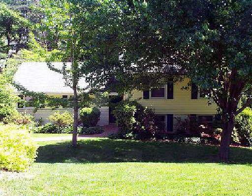 1601 Wilbur Road Southwest Roanoke, VA 24015 - Photo 1 of 5 Listing Photo