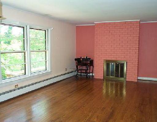 1601 Wilbur Road Southwest Roanoke, VA 24015 - Photo 3 of 5 Listing Photo