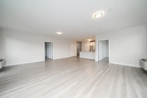 $3,022 | 16 Bennett Street, Unit 211, Jersey City, NJ 07304