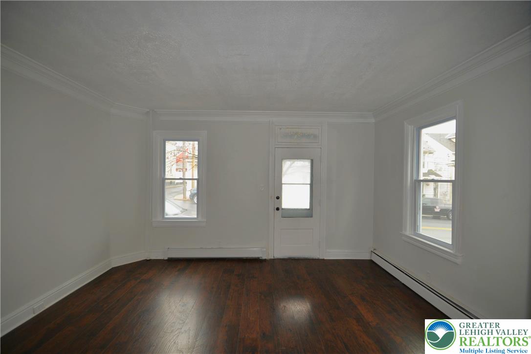 53 East Goepp Street Bethlehem, PA 18018 - Photo 4 of 54