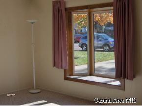 3057 Louise Lane Springfield, IL 62702 - Photo 4 of 9