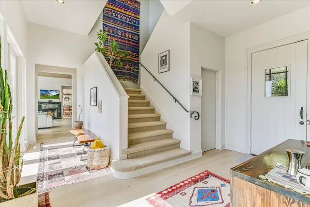 a view of entryway and hall