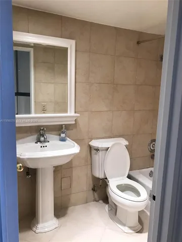 $2,300 | 10185 Collins Avenue, Unit 318, Bal Harbour, FL 33154