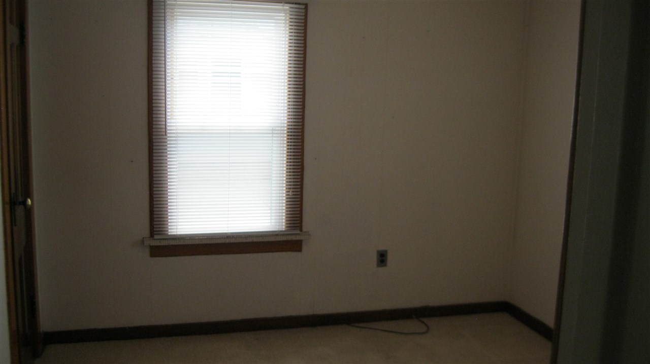 1017 Spring Street New Castle, IN 47362 - Photo 8 of 11 Gallery Image 8