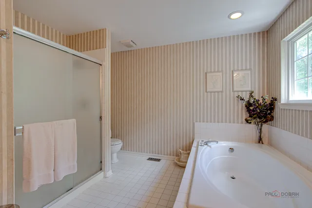 $495,000 | 34271 North Tangueray Drive, Grayslake, IL 60030