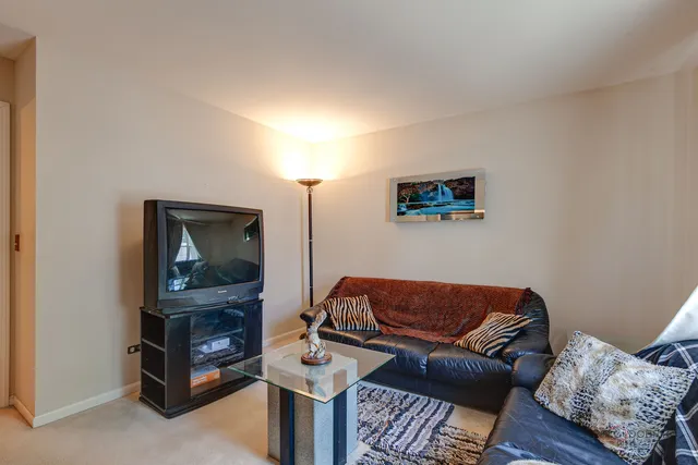 $495,000 | 34271 North Tangueray Drive, Grayslake, IL 60030