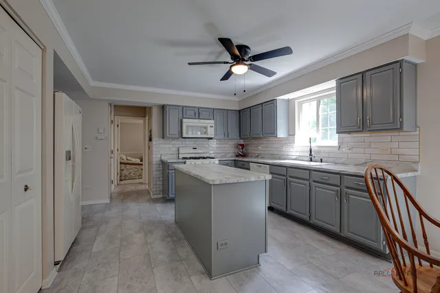 $495,000 | 34271 North Tangueray Drive, Grayslake, IL 60030