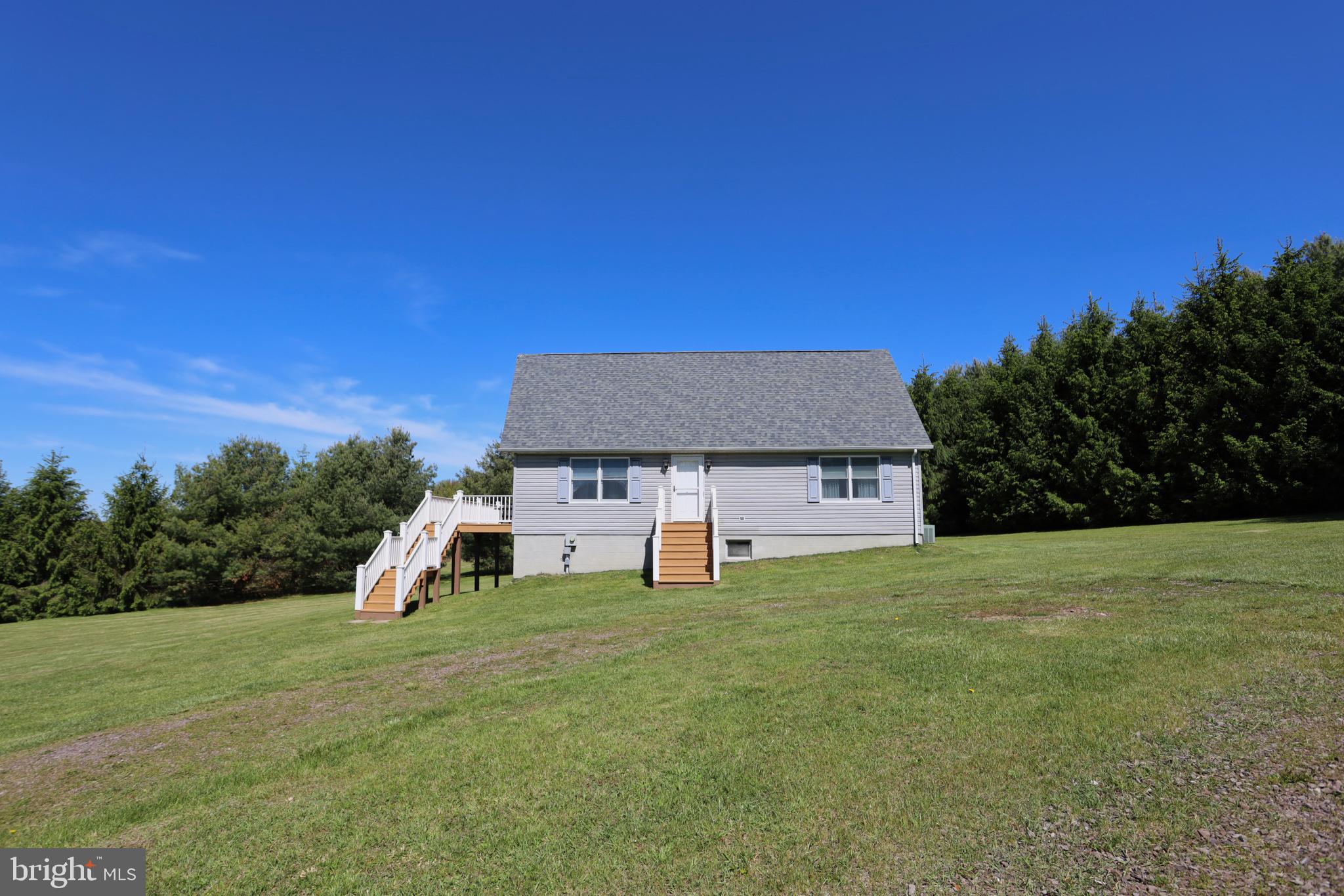1129 Hemlock Road Grantsville, MD 21536 - Photo 43 of 72 Side View of Home