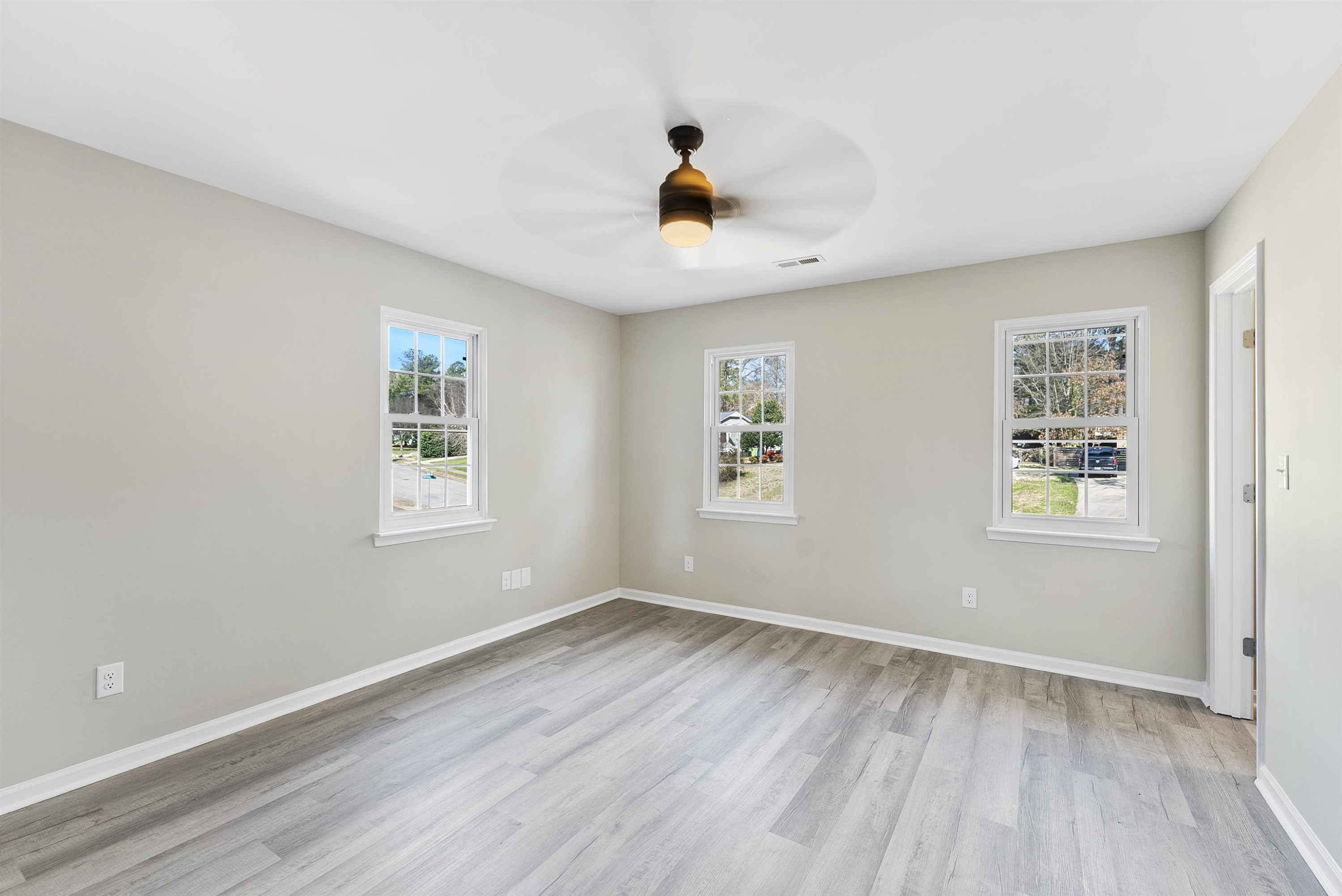 5500 Old Towne Road Raleigh, NC 27612 - Photo 13 of 21 Photo 13