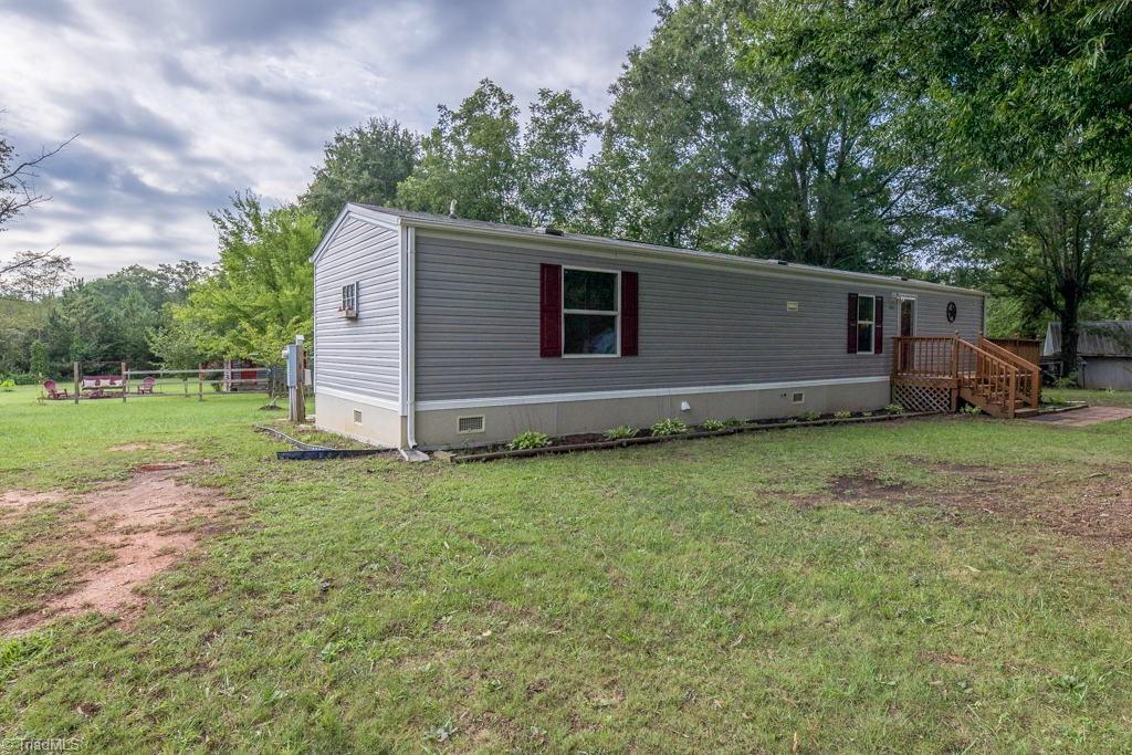 215 Meeks Road Eden, NC 27288 - Photo 19 of 27 Gallery Image 19