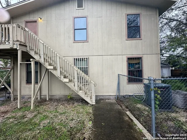 $950 | 2007 Wyoming Street, Unit 3, San Antonio, TX 78203