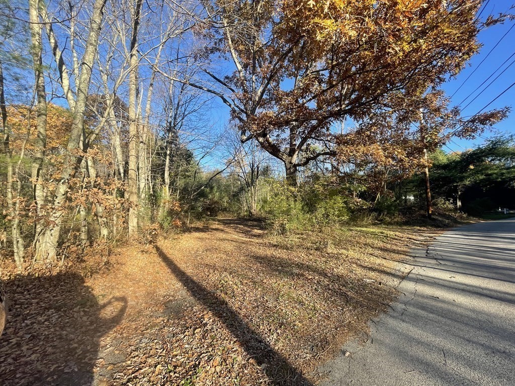 80 Barnett Road Sutton, MA 01590 - Photo 4 of 4