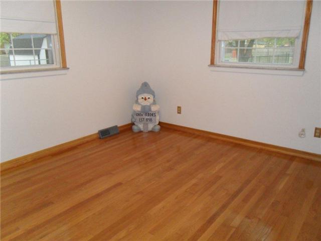 4834 South Franklin Road Indianapolis, IN 46239 - Photo 9 of 20 Gallery Image 9