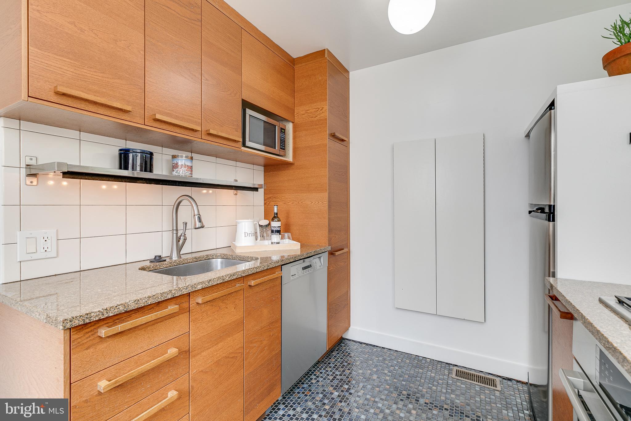 1820 Addison Street Philadelphia, PA 19146 - Photo 12 of 41