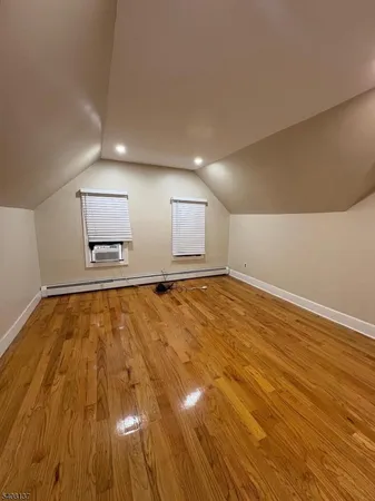 $1,850 | 121 Rutgers Street, Unit 3, Belleville, NJ 07109