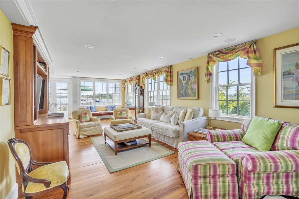 111 North Water Street Edgartown, MA 02539 - Photo 14 of 42