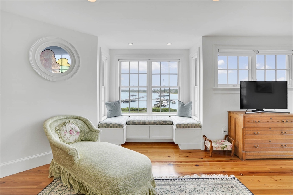 111 North Water Street Edgartown, MA 02539 - Photo 27 of 42