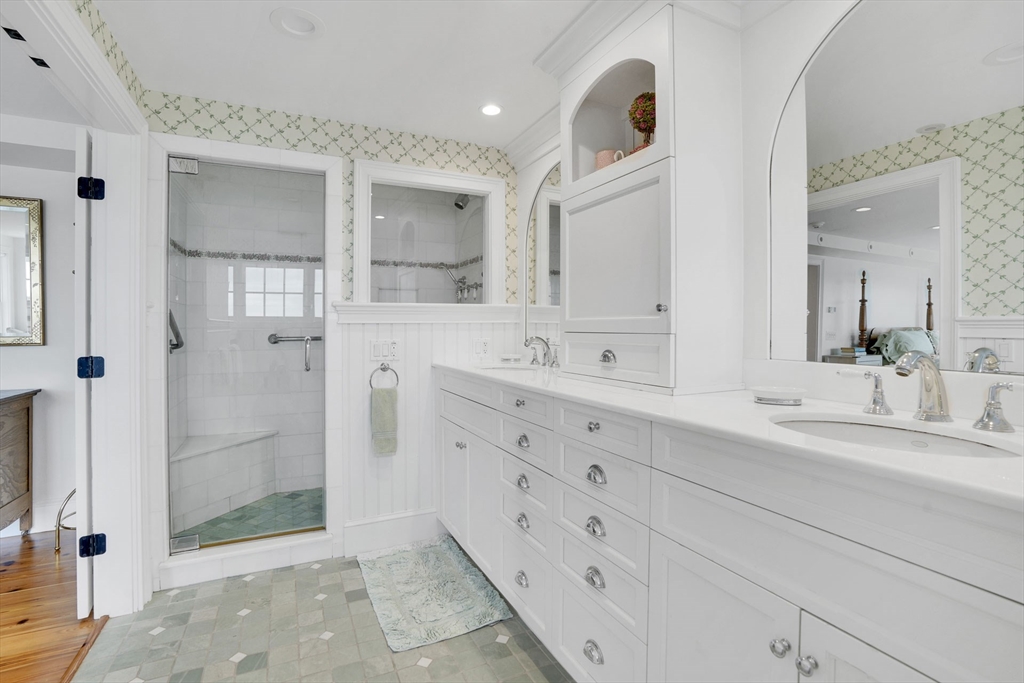 111 North Water Street Edgartown, MA 02539 - Photo 31 of 42