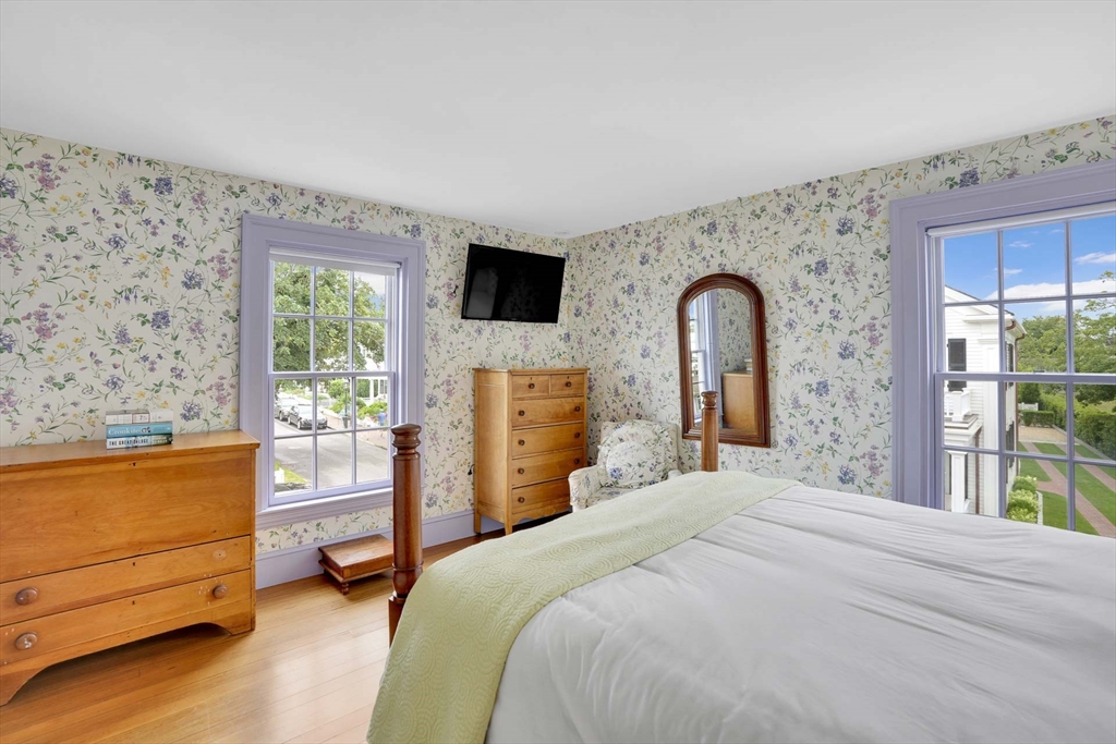 111 North Water Street Edgartown, MA 02539 - Photo 33 of 42