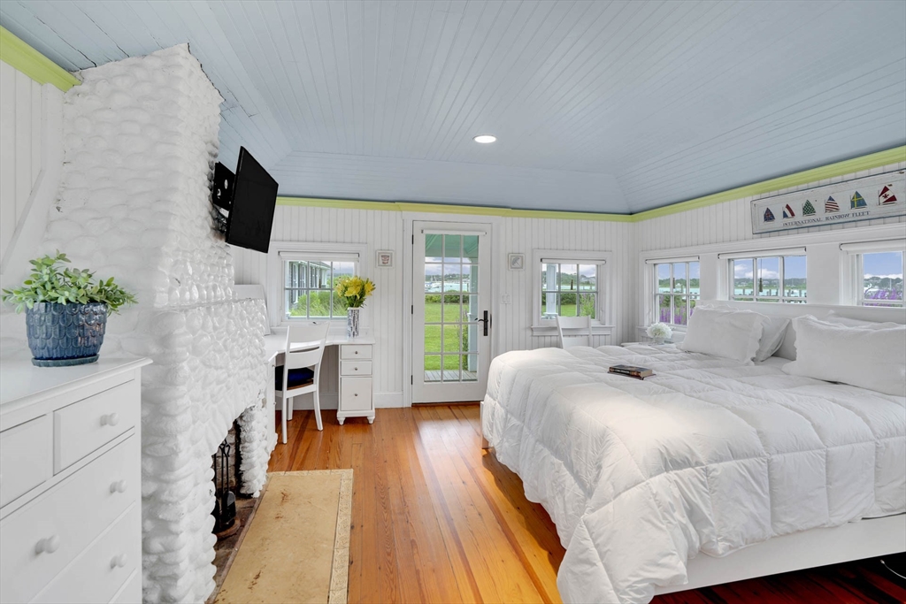 111 North Water Street Edgartown, MA 02539 - Photo 39 of 42