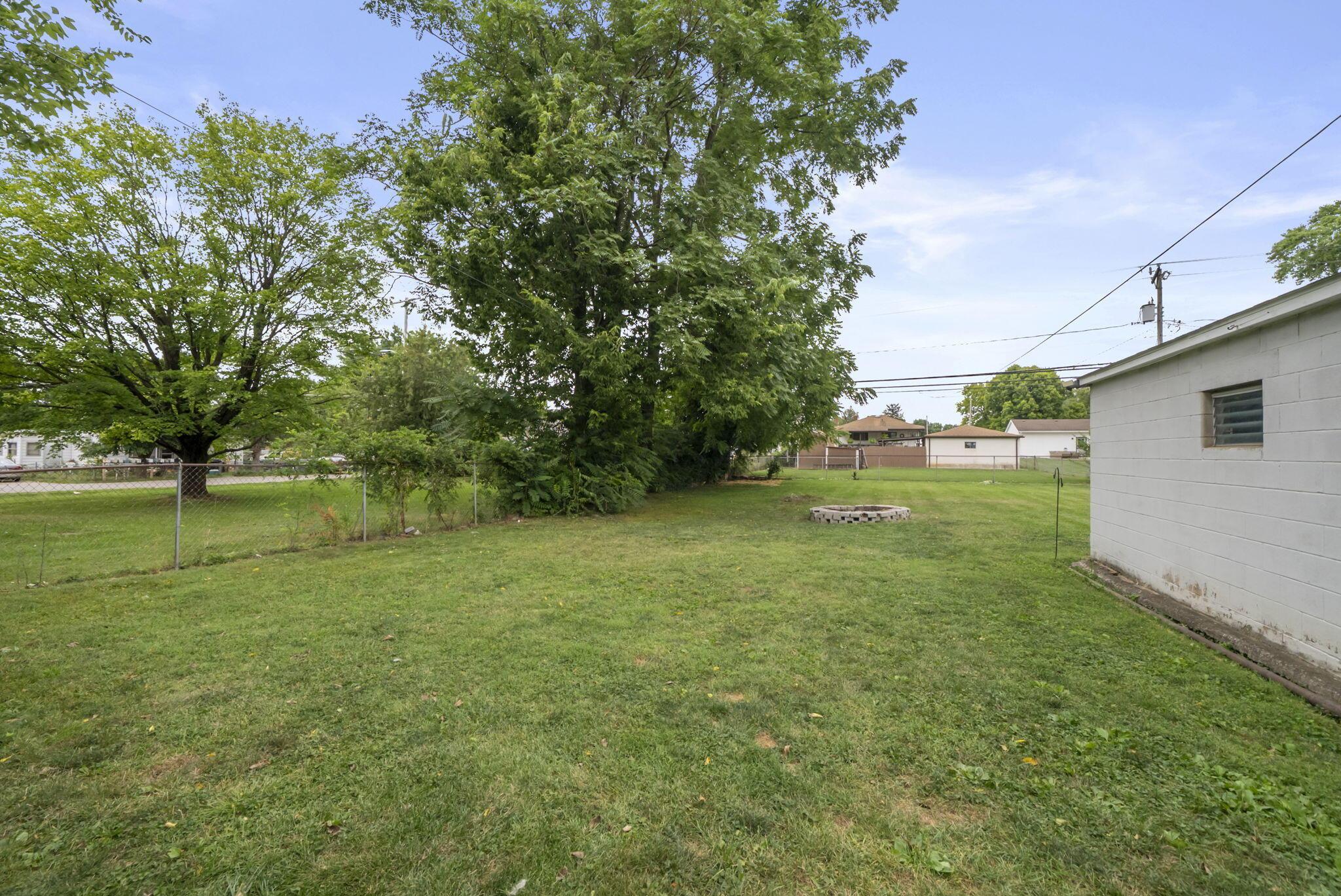 202 Williams Road Columbus, OH 43207 - Photo 36 of 50 Rear Yard