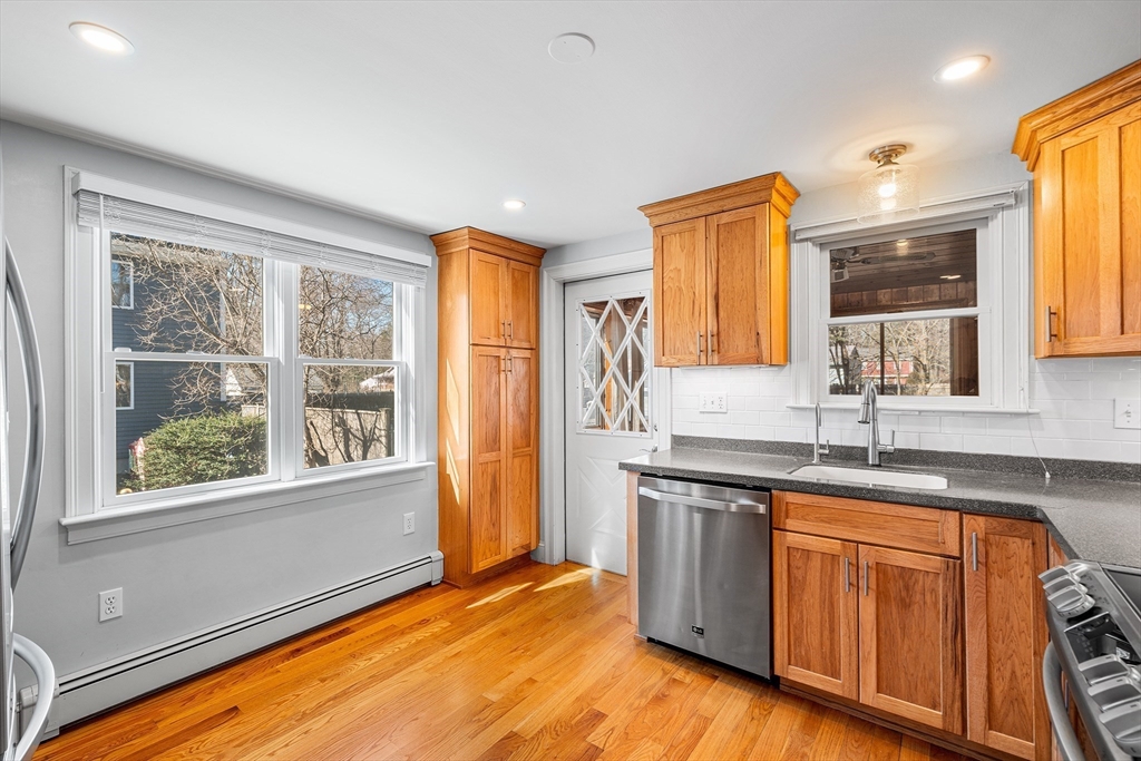 23 Lake Road Wayland, MA 01778 - Photo 8 of 29 Gallery Image 8