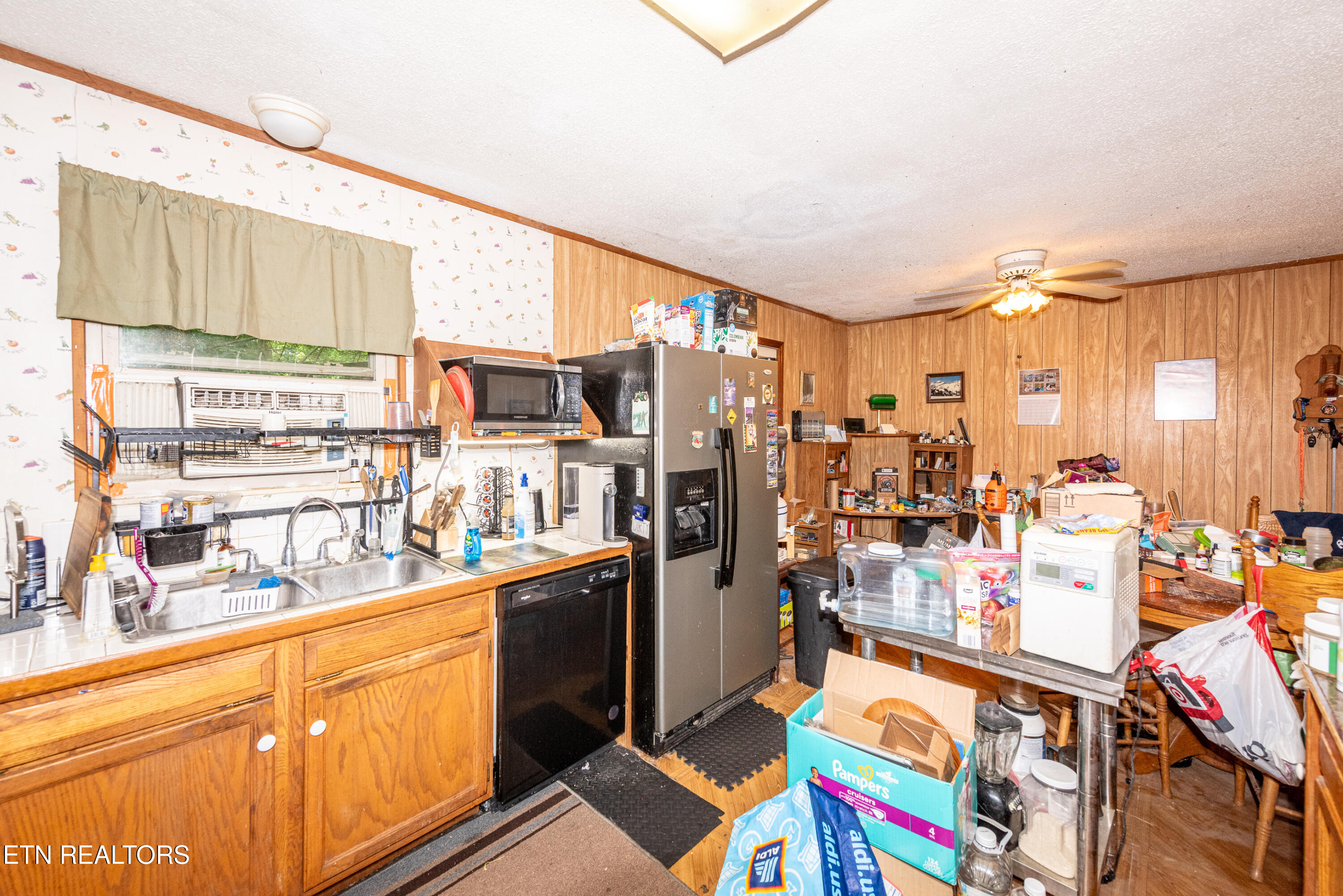 3935 Wrights Ferry Road Louisville, TN 37777 - Photo 6 of 14 IMG_2327