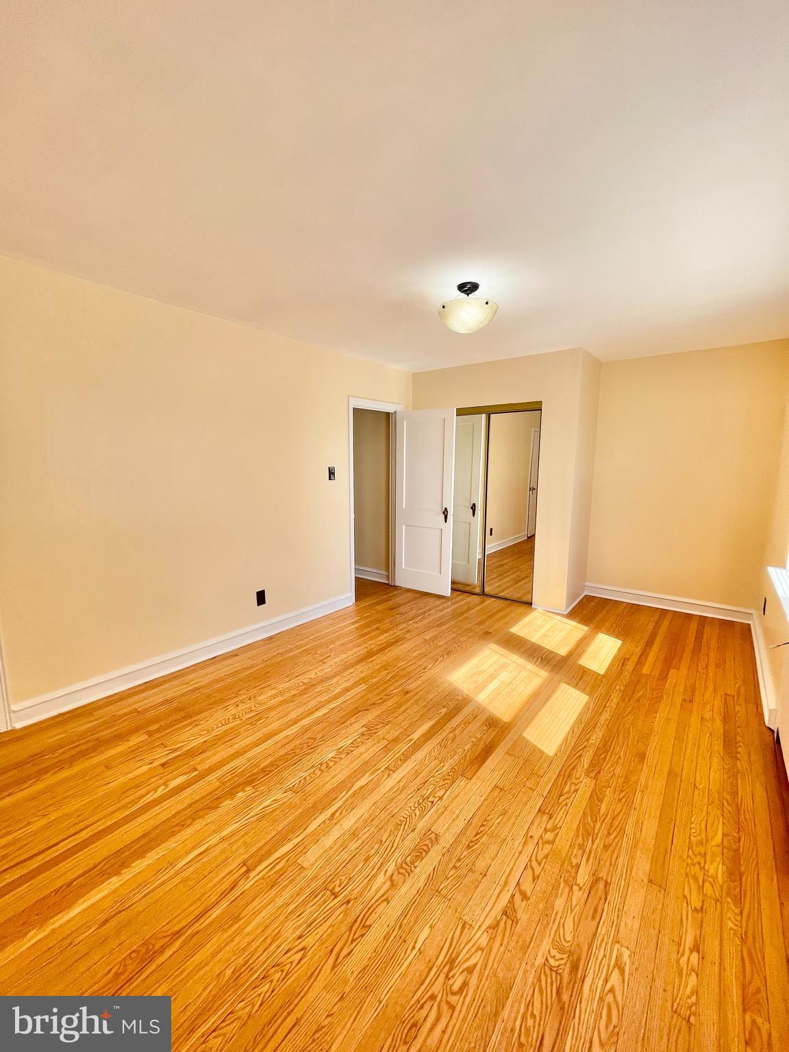 6940 Large Street Philadelphia, PA 19149 - Photo 15 of 31 Master Bedroom