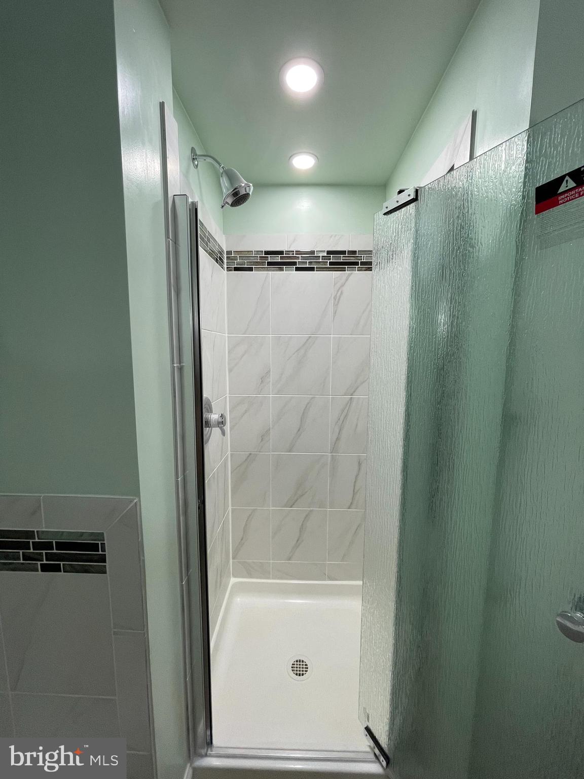 6940 Large Street Philadelphia, PA 19149 - Photo 20 of 31 Bathroom