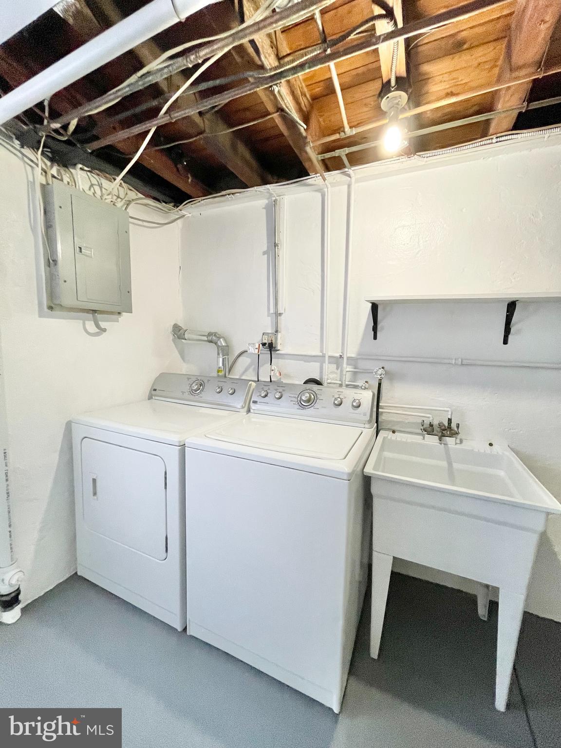 6940 Large Street Philadelphia, PA 19149 - Photo 26 of 31 Laundry Area