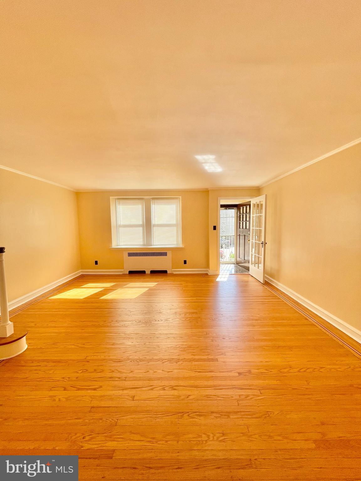 6940 Large Street Philadelphia, PA 19149 - Photo 7 of 31 Living Room