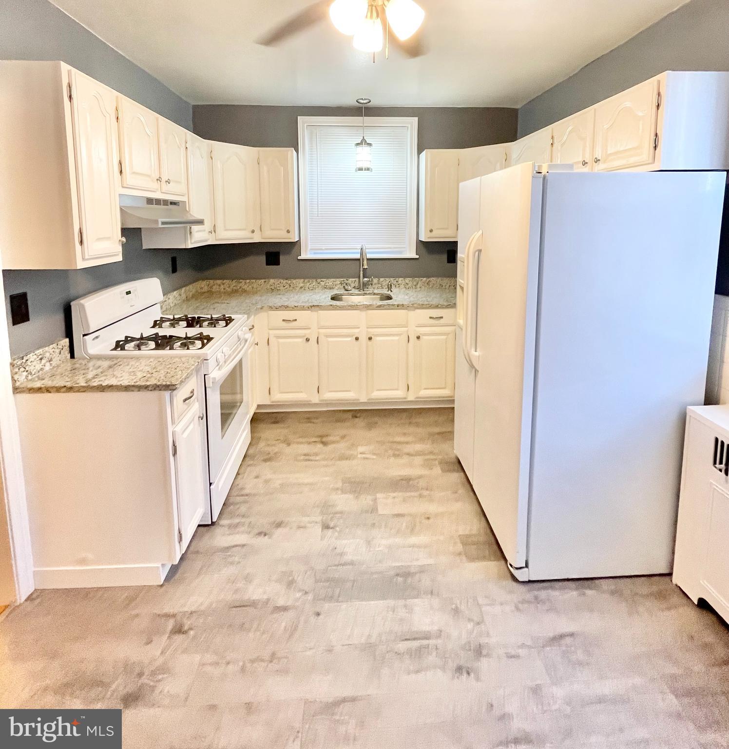 6940 Large Street Philadelphia, PA 19149 - Photo 9 of 31 Kitchen