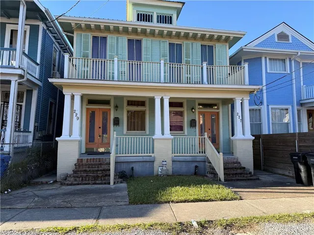 $2,300 | 227 South Gayoso Street, New Orleans, LA 70119