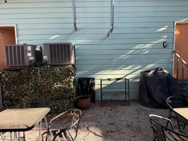 $2,300 | 227 South Gayoso Street, New Orleans, LA 70119
