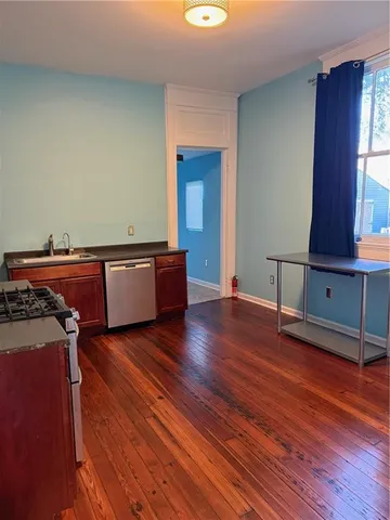 $2,300 | 227 South Gayoso Street, New Orleans, LA 70119