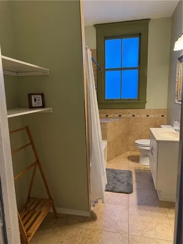 $2,300 | 227 South Gayoso Street, New Orleans, LA 70119