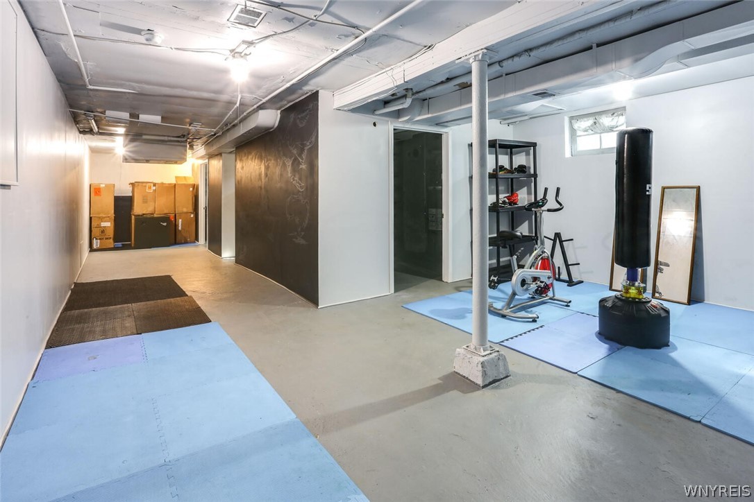 396 Highgate Avenue Buffalo, NY 14215 - Photo 12 of 27 Basement bonus room