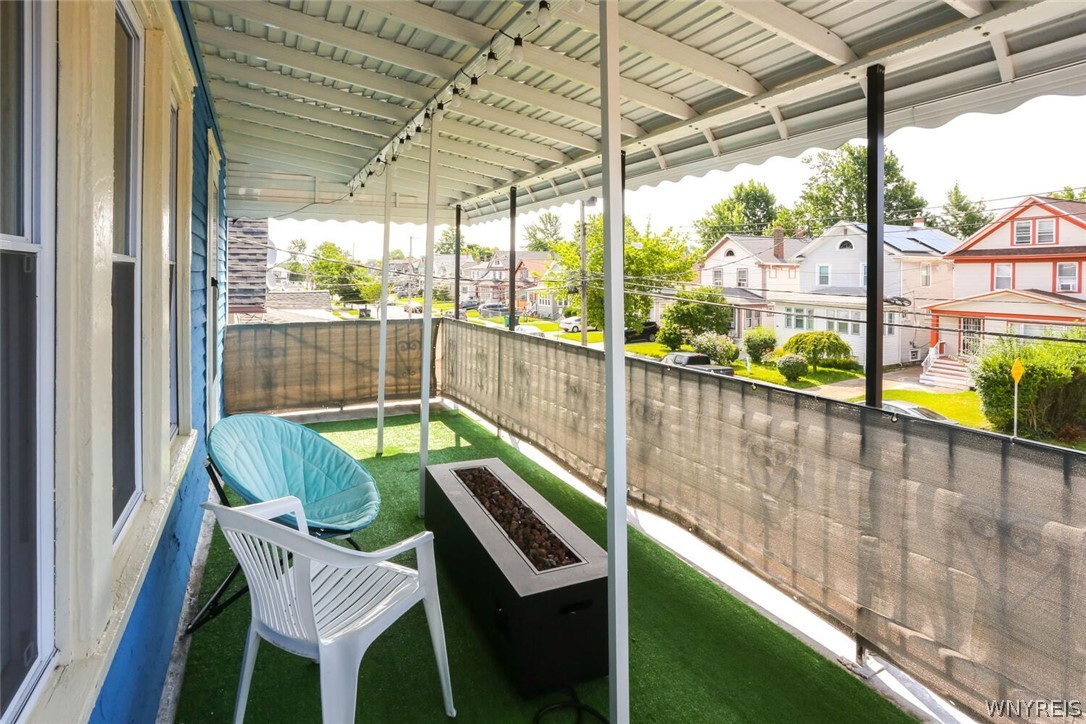 396 Highgate Avenue Buffalo, NY 14215 - Photo 13 of 27 Sun porch 2nd floor