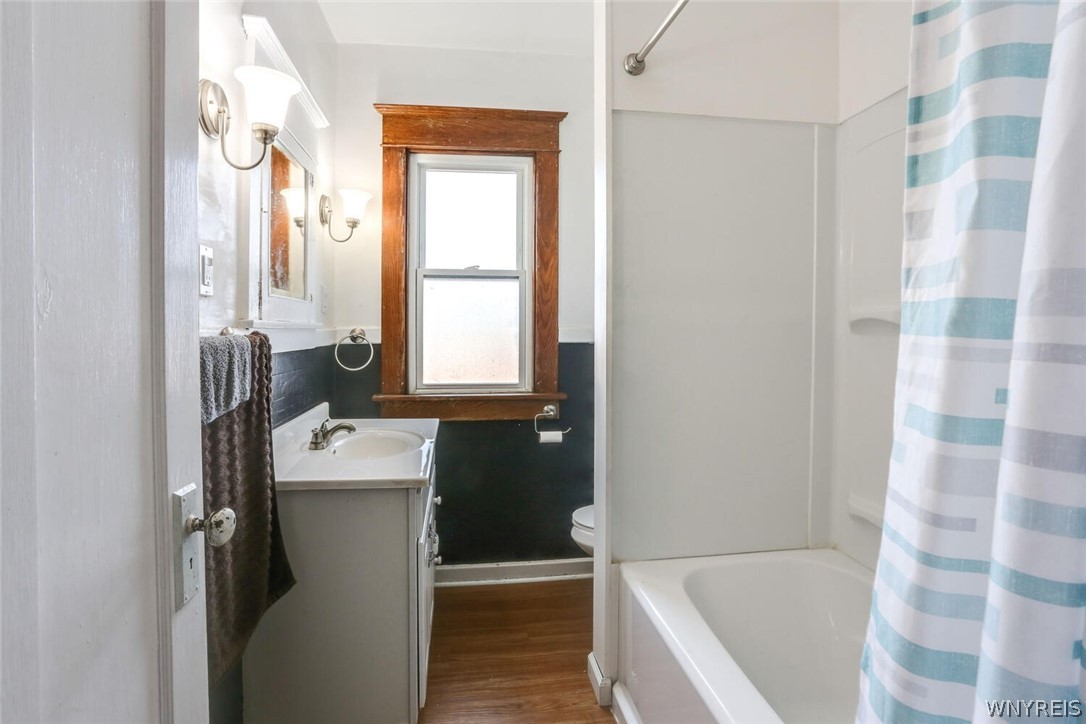 396 Highgate Avenue Buffalo, NY 14215 - Photo 19 of 27 Bathroom 2nd floor