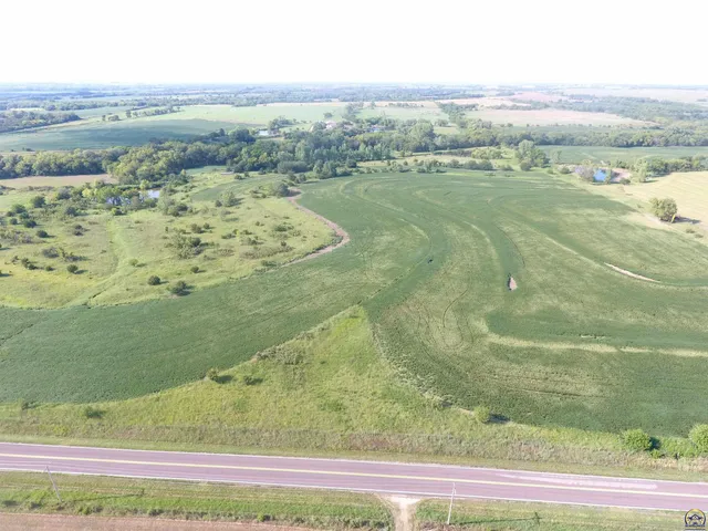 $252,330 | 0 Northwest 86th Street, Unit LOT #1, Silver Lake, KS 66539