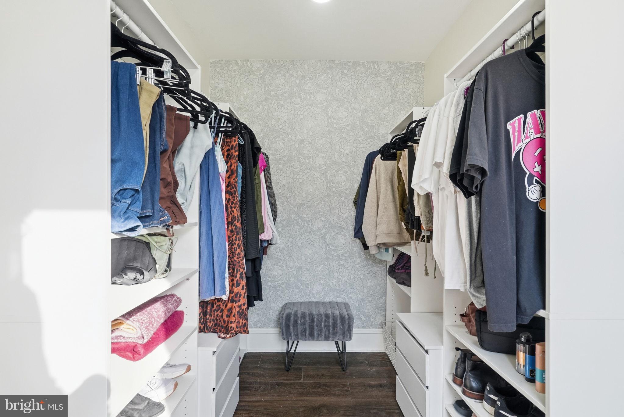 522 Bush Street Bridgeport, PA 19405 - Photo 17 of 40 Pimary Bedroom Closet 1