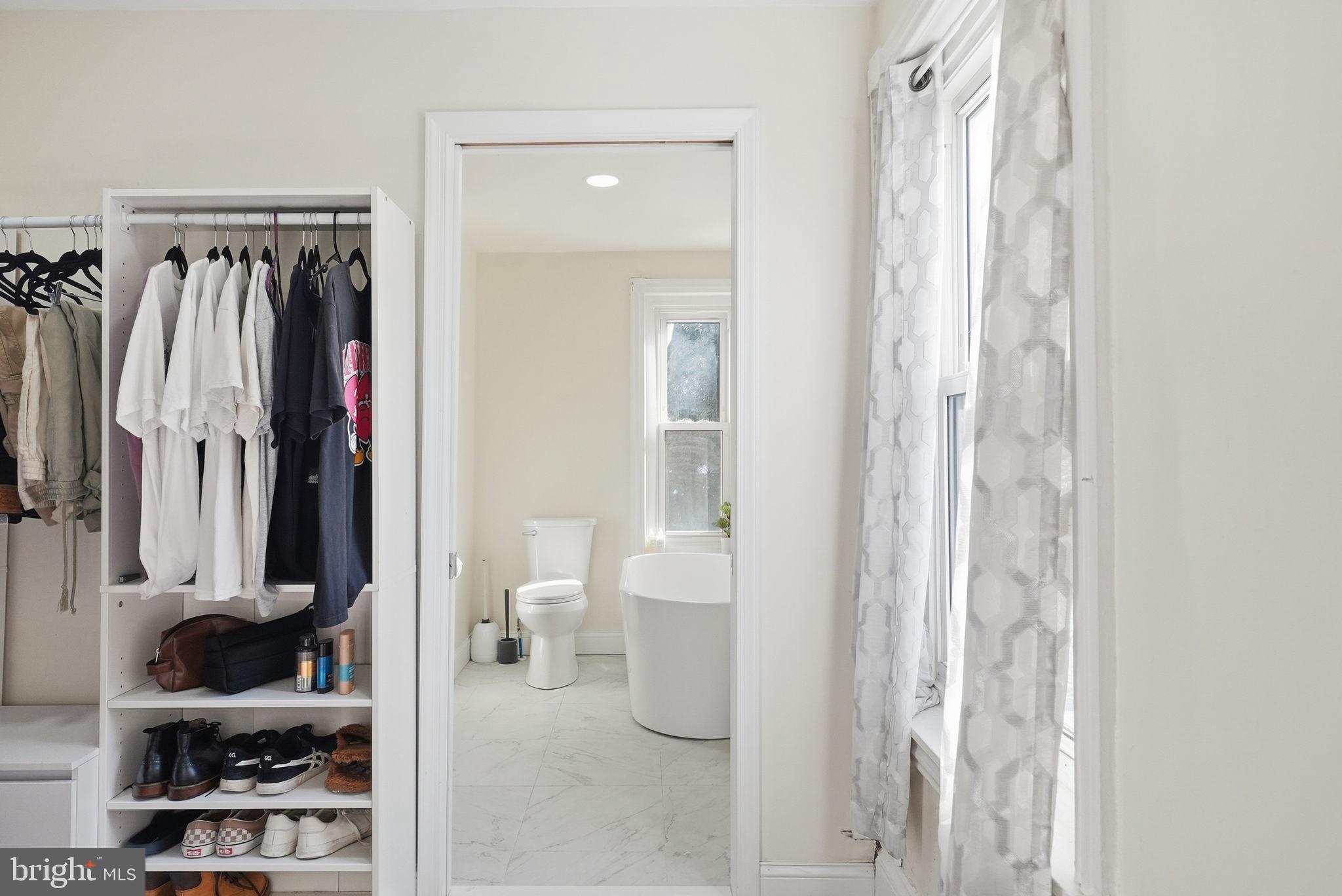 522 Bush Street Bridgeport, PA 19405 - Photo 18 of 40 Primary Bedroom Closet