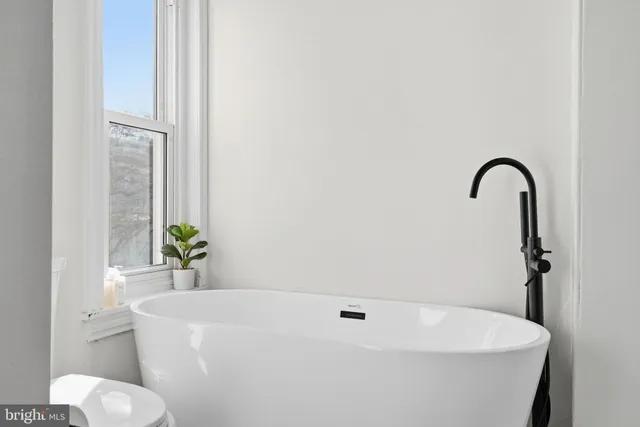 $399,999 | 522 Bush Street, Bridgeport, PA 19405