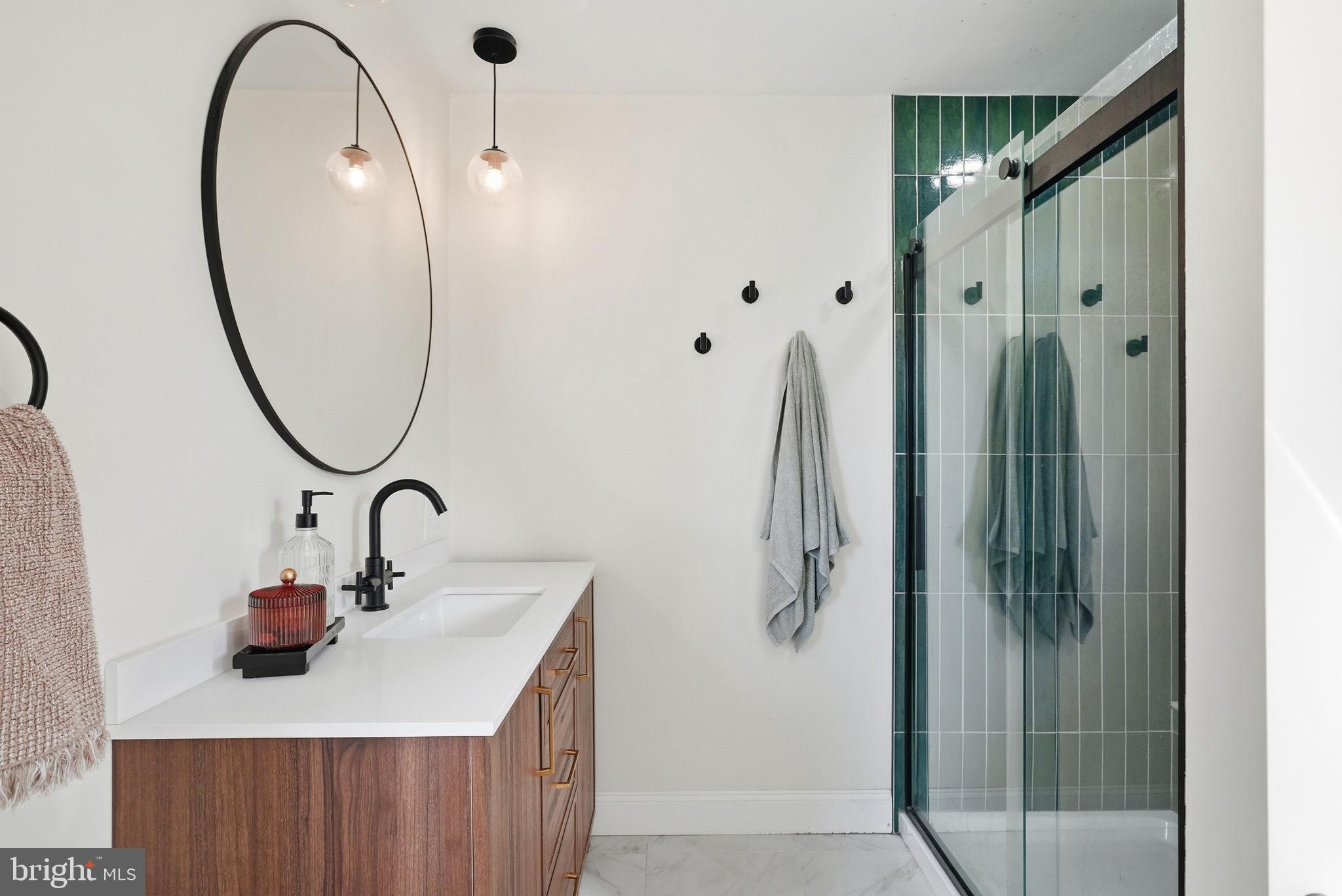 522 Bush Street Bridgeport, PA 19405 - Photo 21 of 40 Primary Bath