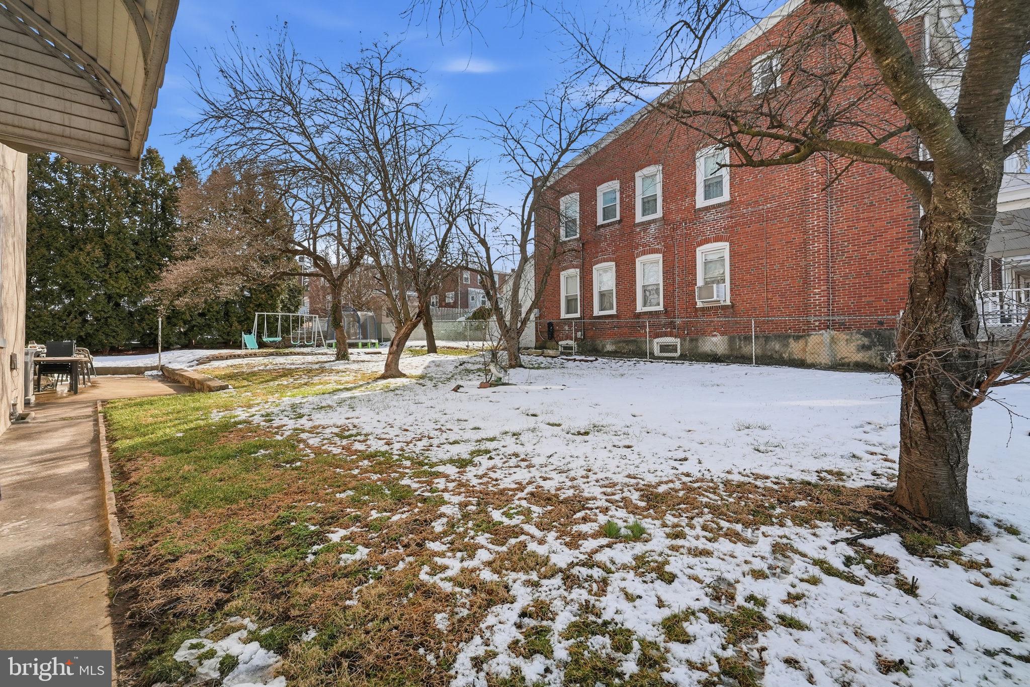 522 Bush Street Bridgeport, PA 19405 - Photo 32 of 40