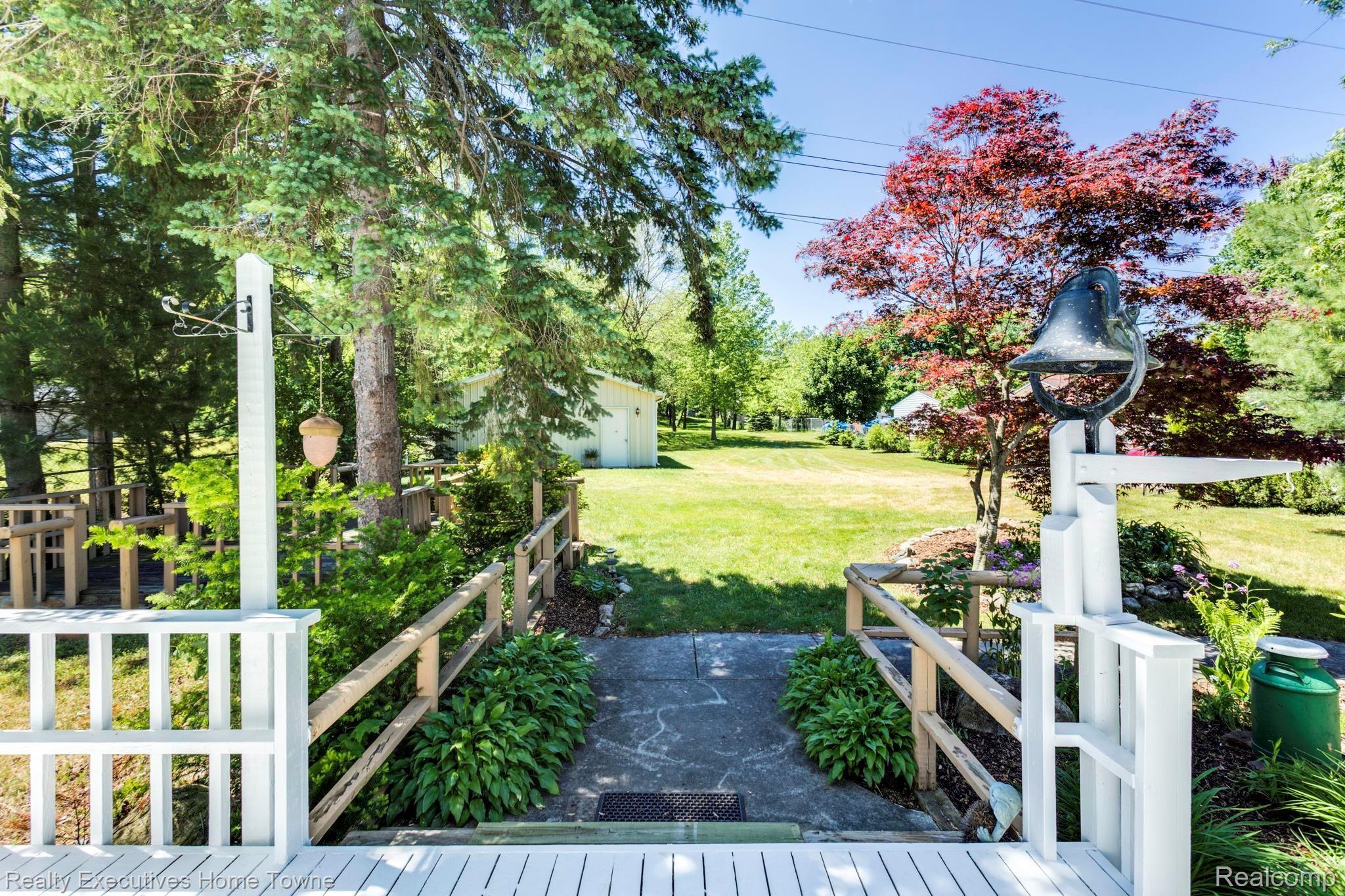 8641 Lakeshore Road Lexington, MI 48450 - Photo 22 of 54 8641 Lakeshore Rd-43.jpg