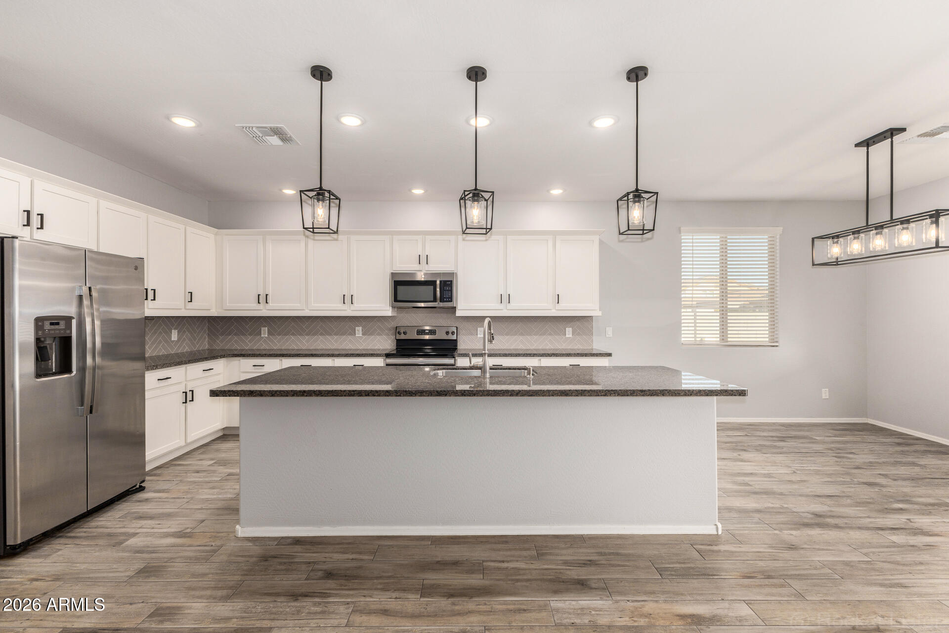 37263 West Meta Way Maricopa, AZ 85138 - Photo 8 of 38 10 - Meta