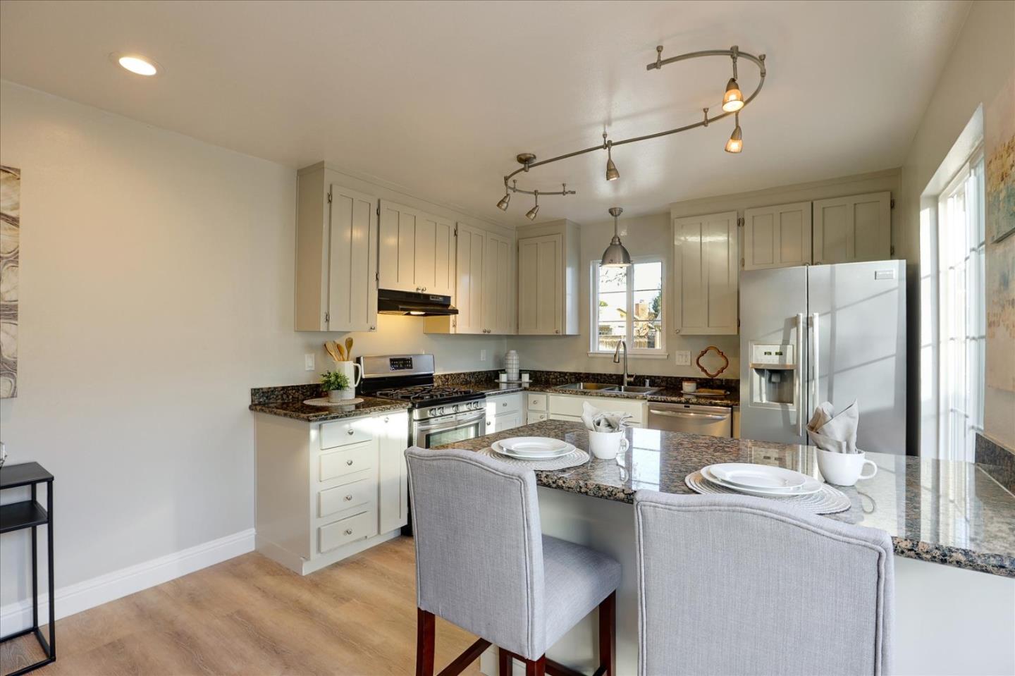 5286 Garrison Circle San Jose, CA 95123 - Photo 13 of 35